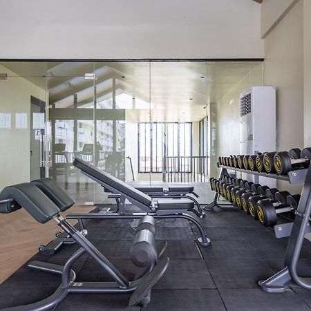 732 Express Condotel, 3 Minutes To Airport, With Gym & Pool Fast Wi-Fi, Free Netflix Lapu-Lapu City Luaran gambar