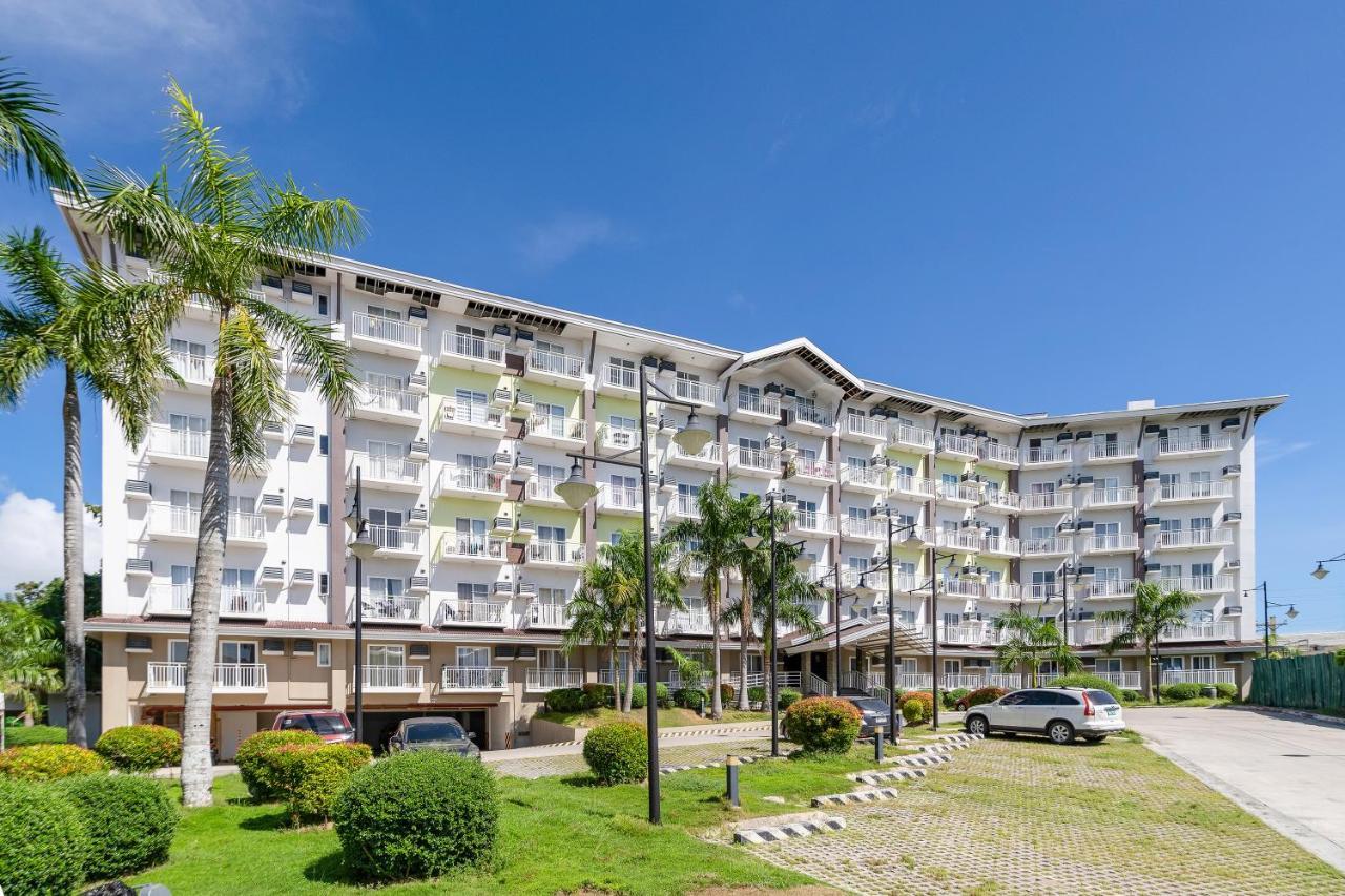 732 Express Condotel, 3 Minutes To Airport, With Gym & Pool Fast Wi-Fi, Free Netflix Lapu-Lapu City Luaran gambar