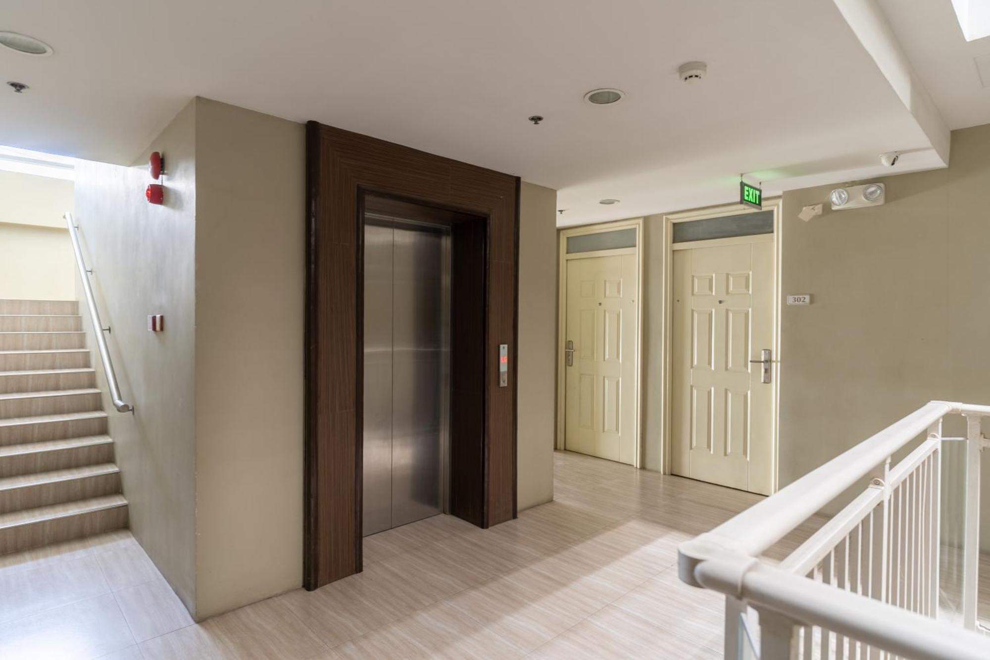 732 Express Condotel, 3 Minutes To Airport, With Gym & Pool Fast Wi-Fi, Free Netflix Lapu-Lapu City Luaran gambar