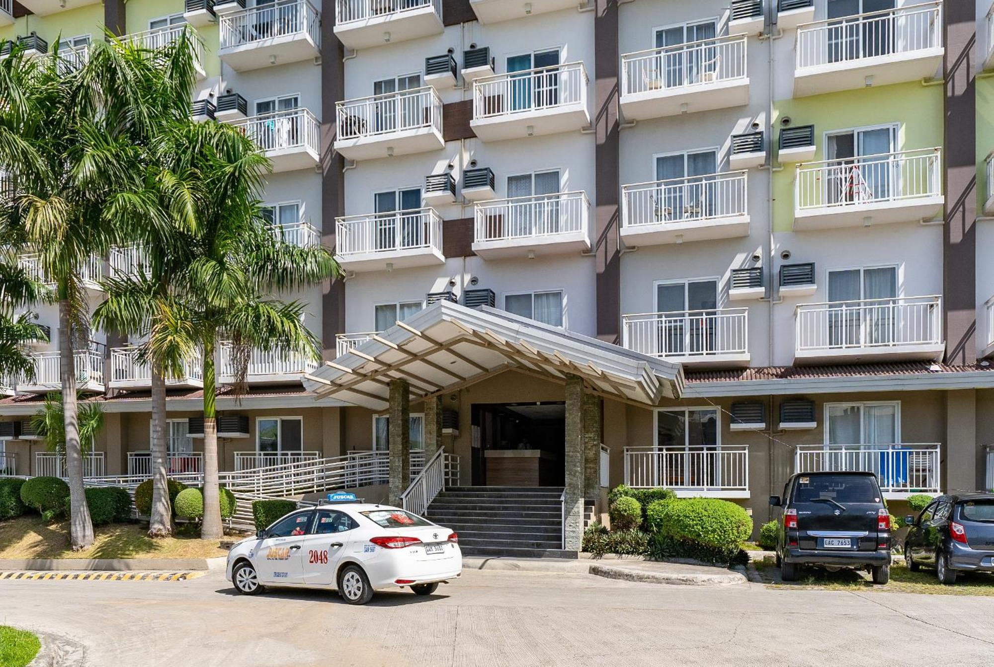 732 Express Condotel, 3 Minutes To Airport, With Gym & Pool Fast Wi-Fi, Free Netflix Lapu-Lapu City Luaran gambar