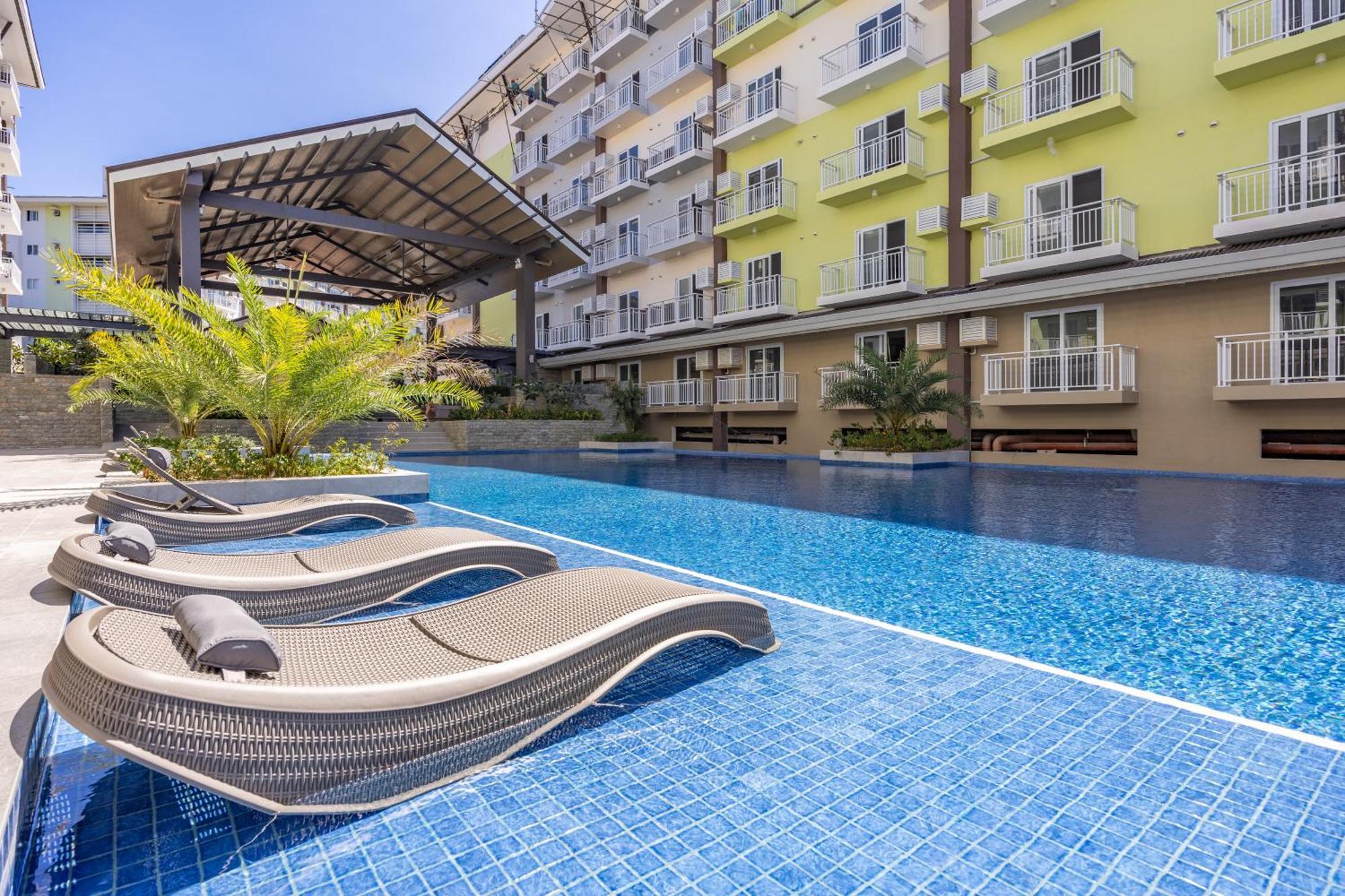 732 Express Condotel, 3 Minutes To Airport, With Gym & Pool Fast Wi-Fi, Free Netflix Lapu-Lapu City Luaran gambar
