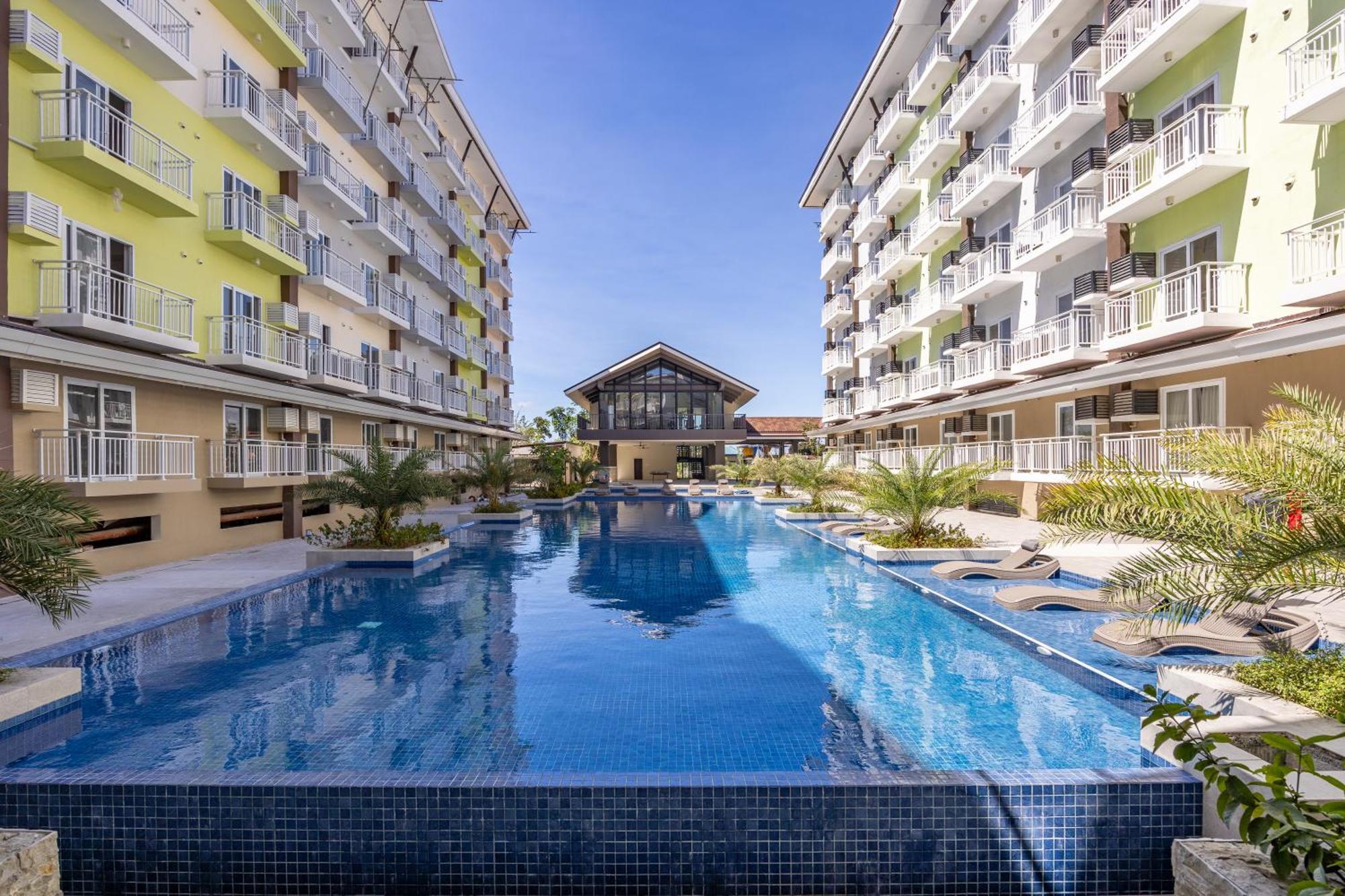 732 Express Condotel, 3 Minutes To Airport, With Gym & Pool Fast Wi-Fi, Free Netflix Lapu-Lapu City Luaran gambar